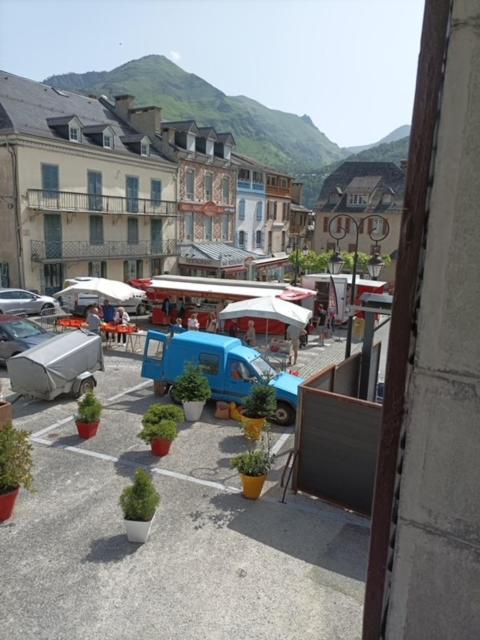 Marie Maxi 2 Adultes Et 2 Enfants - Linge Toilette Et Literie Et Menage Inclus Dans Le Tarif Appartement Laruns Buitenkant foto