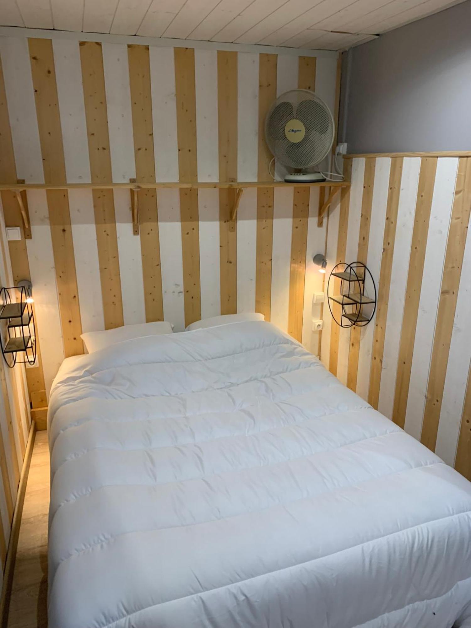 Marie Maxi 2 Adultes Et 2 Enfants - Linge Toilette Et Literie Et Menage Inclus Dans Le Tarif Appartement Laruns Buitenkant foto